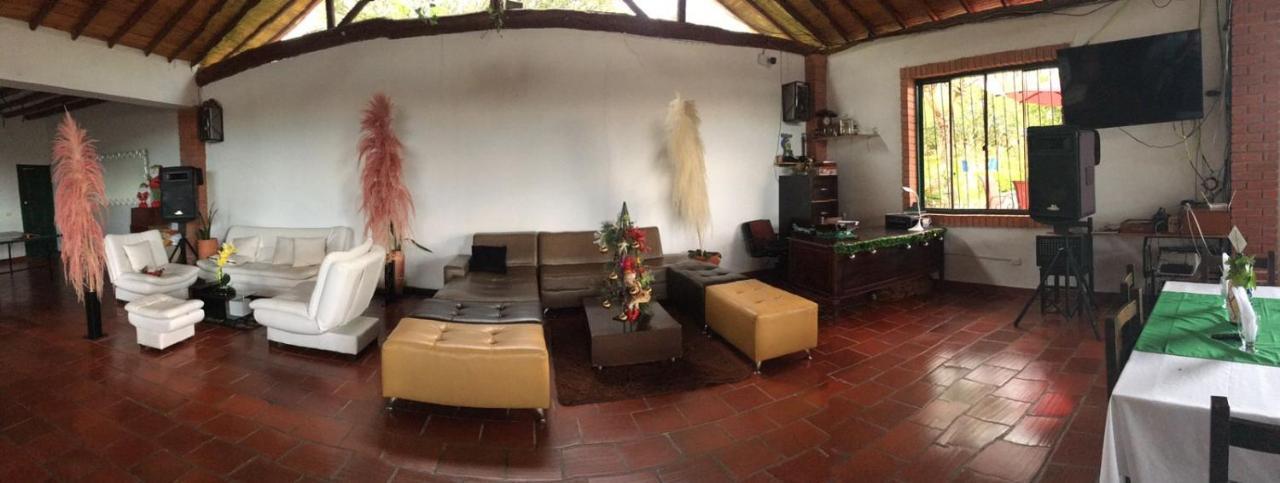 Hotel Campestre La Loma Curití Zewnętrze zdjęcie