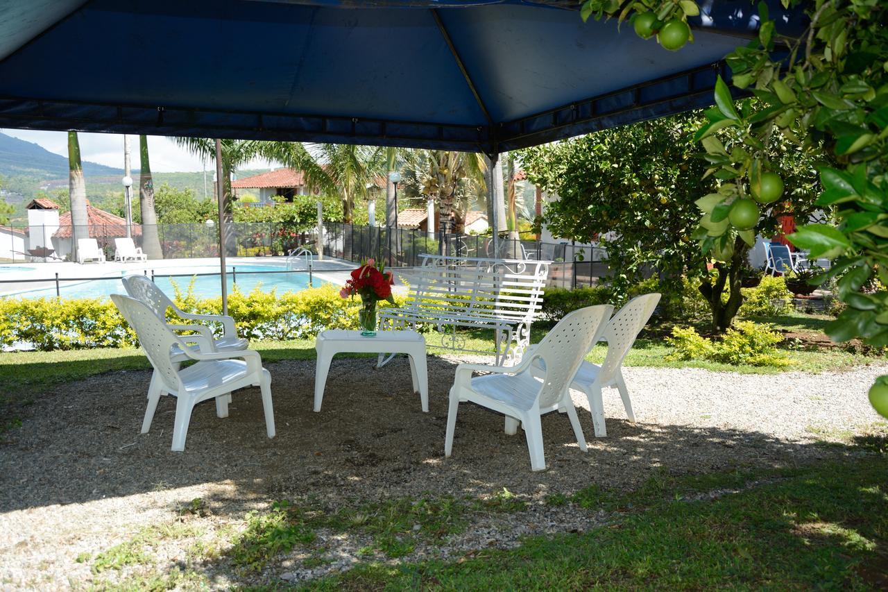 Hotel Campestre La Loma Curití Zewnętrze zdjęcie